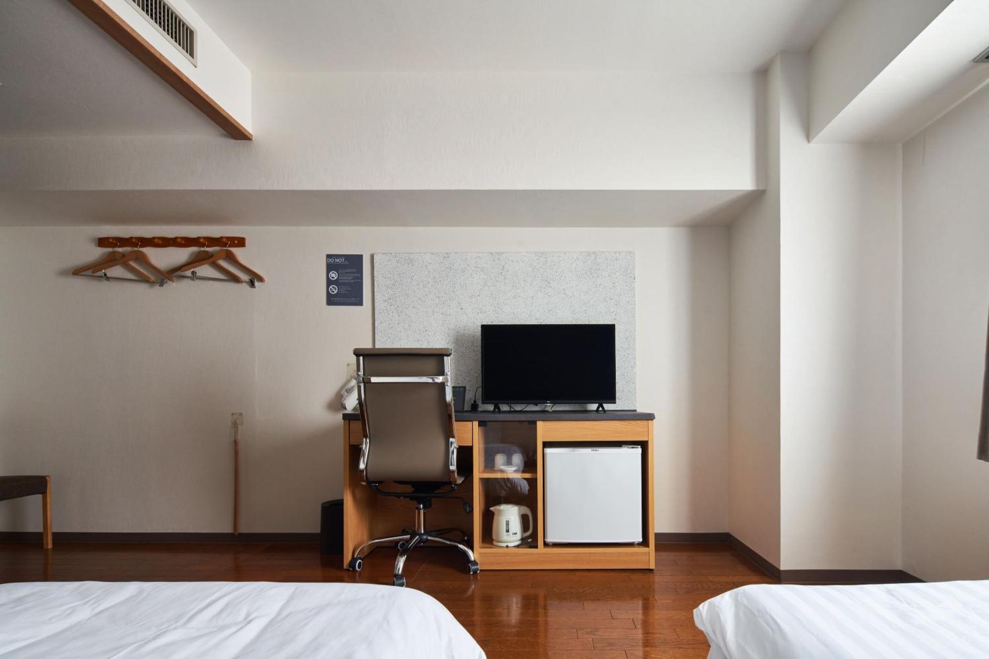 โรงแรม Tokio's 3*